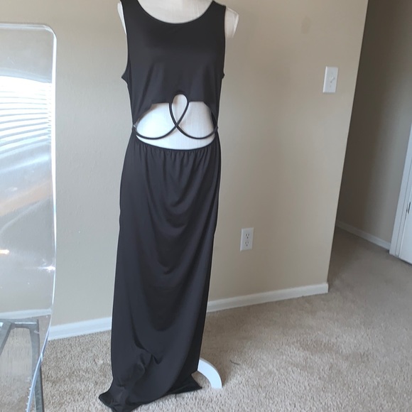 Derek Heart Dresses & Skirts - Cute and Sexy black Maxi with high slits. NWT,